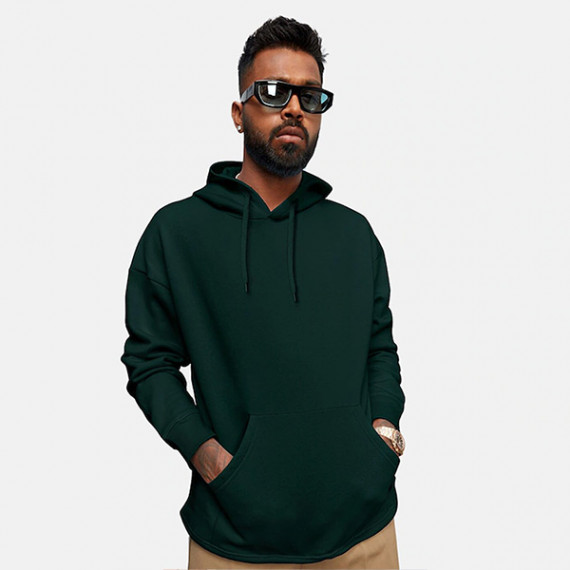 http://13.235.91.190/products/men-green-hooded-sweatshirt