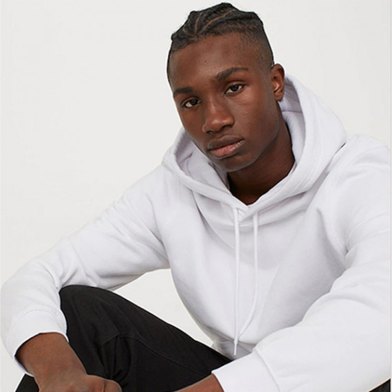 http://13.235.91.190/products/men-white-relaxed-fit-hoodie