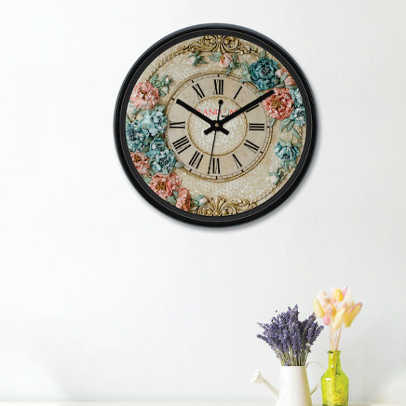 http://13.235.91.190/products/multicoloured-round-textured-30-cm-analogue-wall-clock