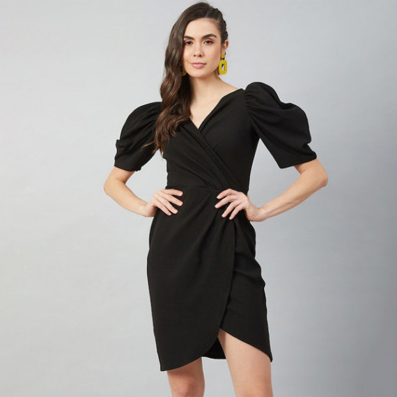 http://13.235.91.190/products/black-tulip-wrap-dress-with-volume-sleeves