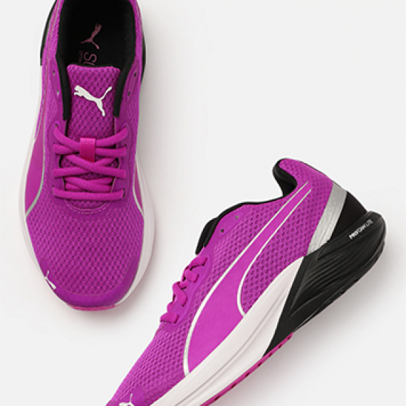 http://13.235.91.190/products/women-magenta-feline-profoam-running-shoes