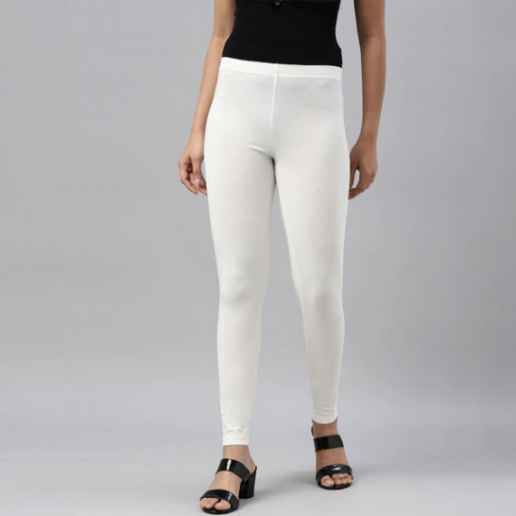 http://13.235.91.190/products/women-cream-coloured-solid-ankle-length-leggings