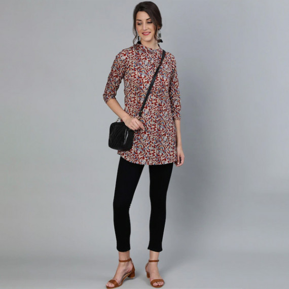 http://13.235.91.190/products/womens-maroon-cream-coloured-printed-tunic