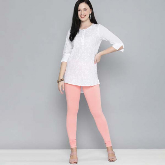 http://13.235.91.190/products/women-pink-solid-leggings