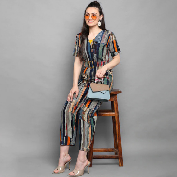 http://13.235.91.190/products/blue-orange-foil-printed-basic-jumpsuit