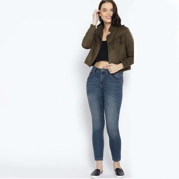 http://13.235.91.190/products/women-navy-blue-slim-fit-high-rise-clean-look-jeans