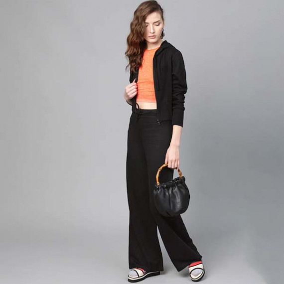 http://13.235.91.190/products/women-black-regular-fit-solid-wide-leg-track-pants