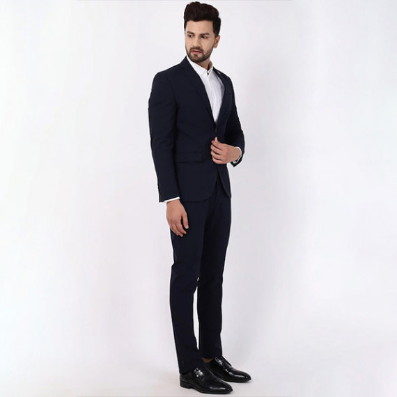 http://13.235.91.190/products/arrow-mens-polyester-blend-formal-business-suit-pants-set