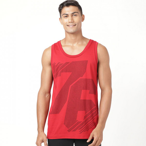 http://13.235.91.190/products/men-red-printed-innerwear-vests