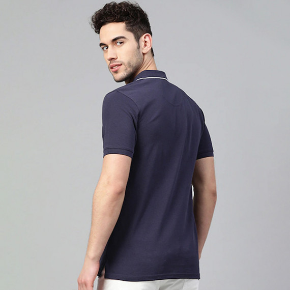 http://13.235.91.190/products/men-navy-blue-solid-polo-collar-t-shirt