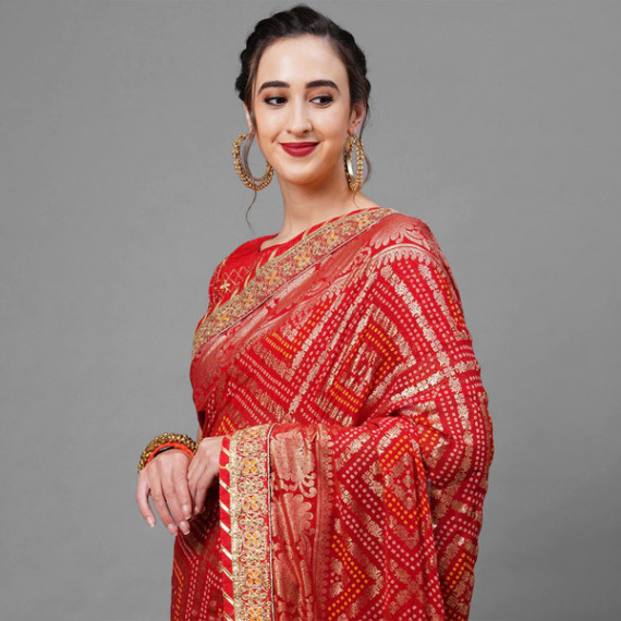 http://13.235.91.190/products/red-gold-toned-woven-design-bandhani-saree