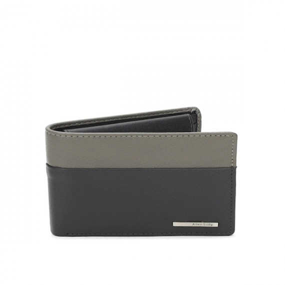 http://13.235.91.190/products/men-grey-colourblocked-leather-two-fold-lather-wallet