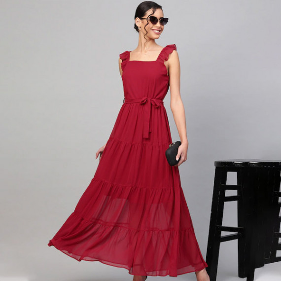 http://13.235.91.190/products/maroon-tiered-maxi-dress