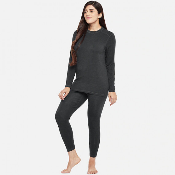 http://13.235.91.190/products/women-charcoal-grey-pack-of-2-solid-merino-wool-bamboo-full-sleeves-thermal-tops