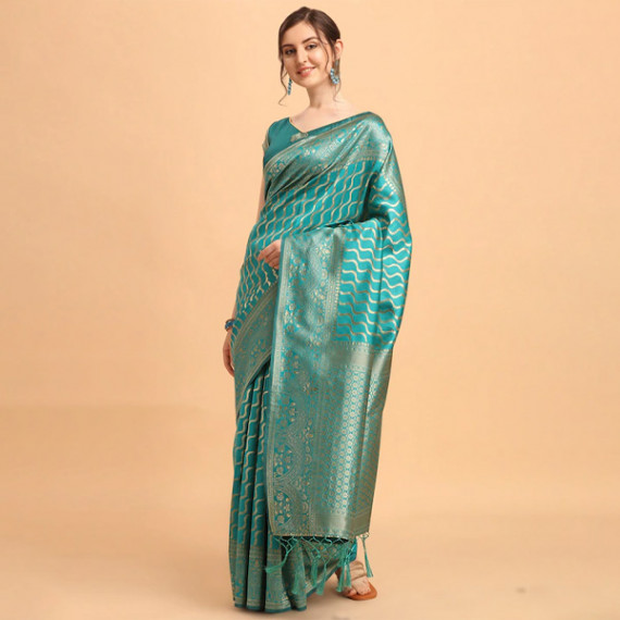 http://13.235.91.190/products/green-gold-toned-silk-blend-fusion-leheriya-saree